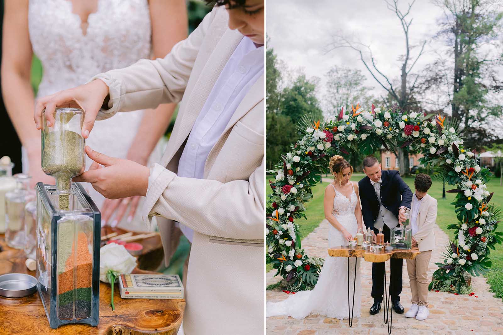 Couple effectuant un rituel de mariage avec du sable coloré dans un récipient en verre.